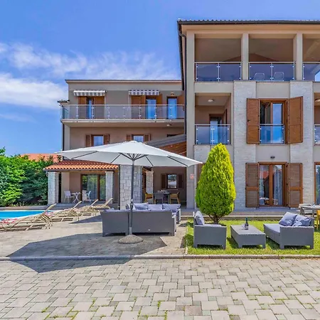 Istriensonne - Nasti 1 - 4 Mit Pool Apartament Banjole