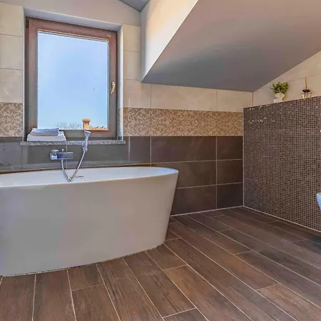 Apartment Istriensonne - Nasti 1 - 4 Mit Pool *