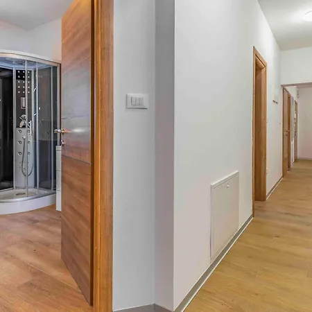Apartment Istriensonne - Fewo Nasti 1 - 4 Mit Pool